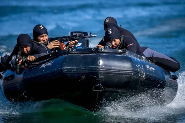Training of Kazakhstan combat swimmers Search - 2018