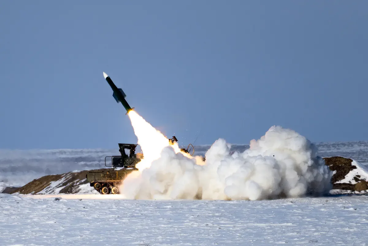 ЗРК «Бук-М2» (по классификации НАТО SA-17 Grizzly) Сил воздушной обороны Казахстана. Полигон Сары-Шаган