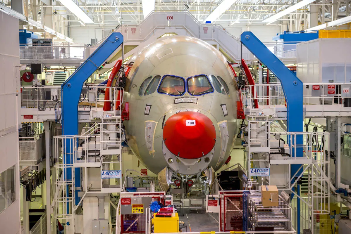Главный завод Airbus. Аэропорт Тулуза — Бланьяк, Франция