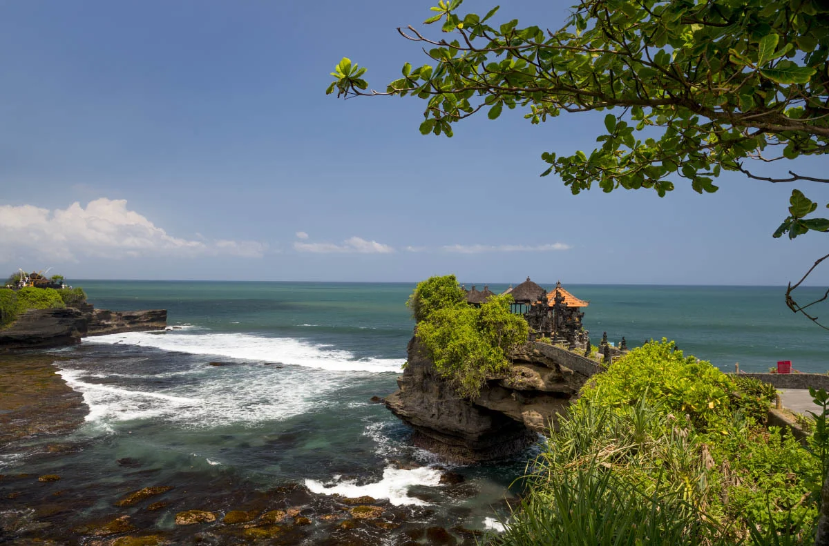 Tanah Lot temple. Bali Island, Indonesia