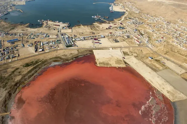 Подразделения береговой охраны Казахстана охраняют водную границу страны на Каспийском море