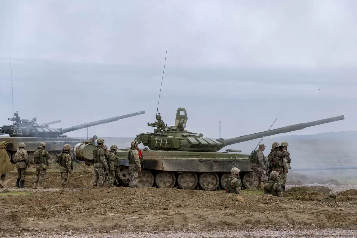 Вооружённые силы Казахстана раз в несколько лет проводят Боевой парад 7 мая, в День защитника Отечества