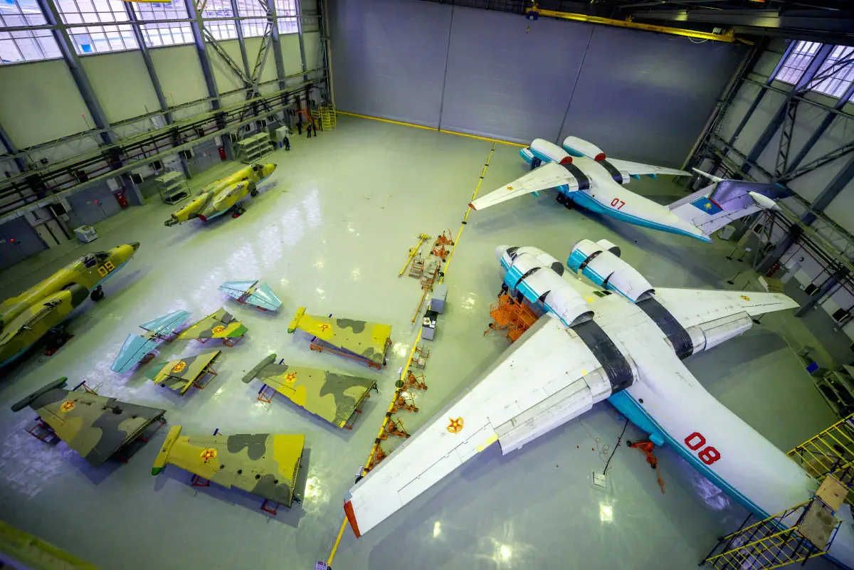 Kazakhstan Aviation Industry — компания, которая производит, обслуживает и ремонтирует авиационную технику для ВВС Казахстана