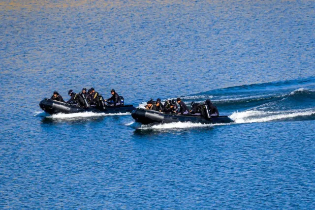 Training of Kazakhstan combat swimmers Search - 2018