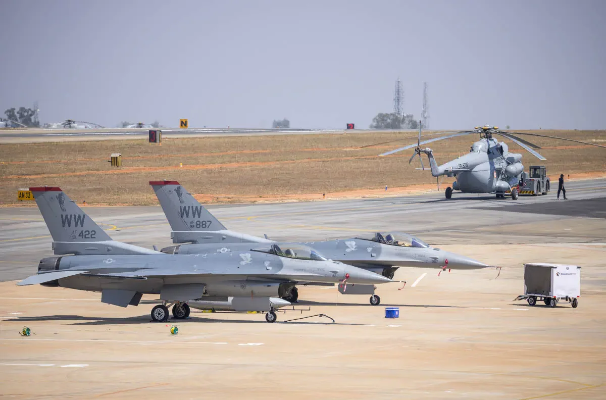 Международный авиасалон Aero India — 2017. Авиабаза Елаханка, Бангалор, Индия