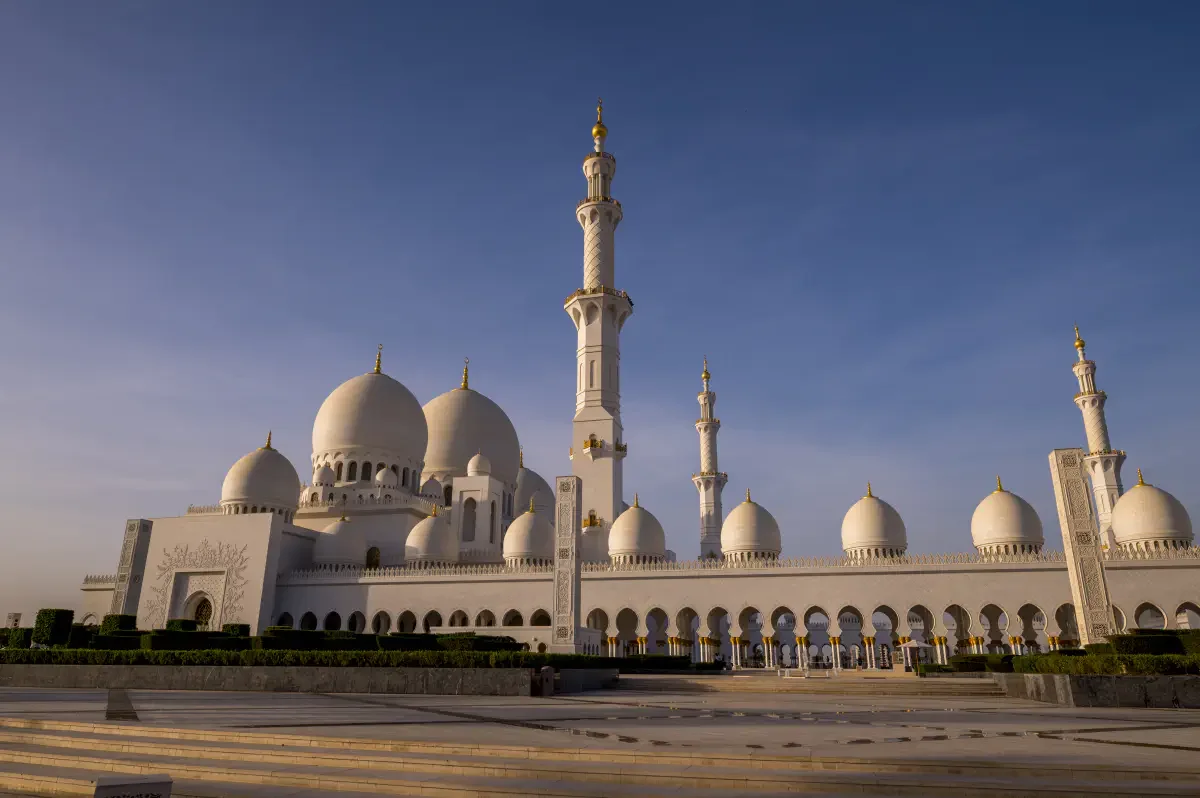 Sheikh Zayed Grand Mosque (جَامِع ٱلشَّيْخ زَايِد ٱلْكَبِيْر), Abu Dhabi