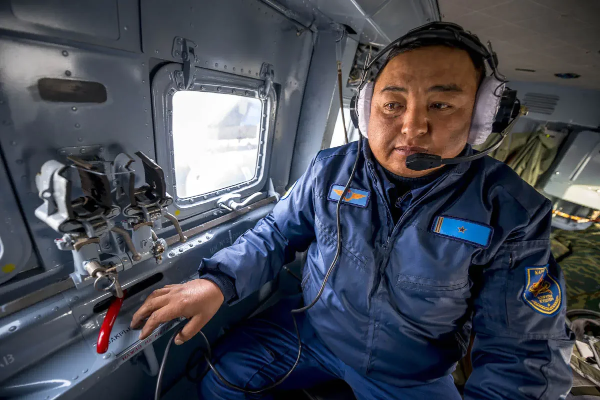 Mil Mi-35M Kazakhstan Air Force (in flight)