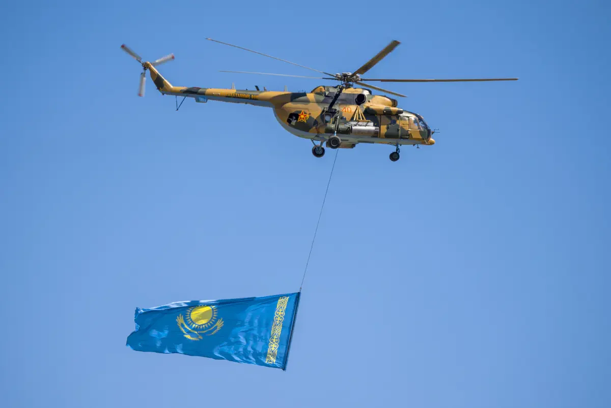 Вооружённые силы Казахстана раз в несколько лет проводят Боевой парад 7 мая, в День защитника Отечества