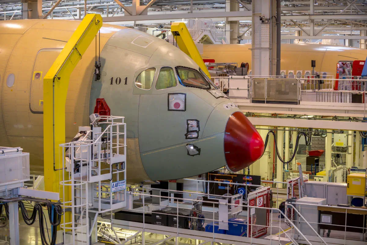 Главный завод Airbus. Аэропорт Тулуза — Бланьяк, Франция