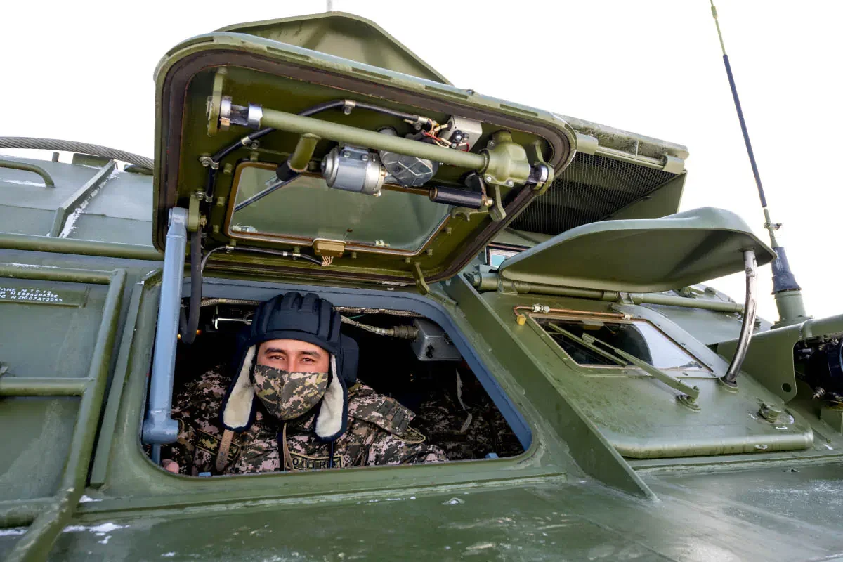 ЗРК «Бук-М2» (по классификации НАТО SA-17 Grizzly) Сил воздушной обороны Казахстана. Полигон Сары-Шаган