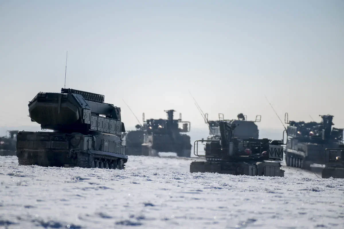 ЗРК «Бук-М2» (по классификации НАТО SA-17 Grizzly) Сил воздушной обороны Казахстана. Полигон Сары-Шаган