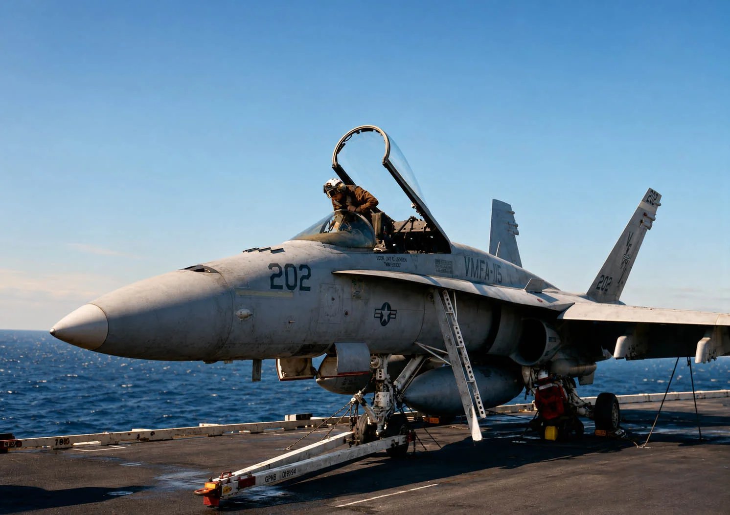 Истребитель-штурмовик F/A-18 Hornet