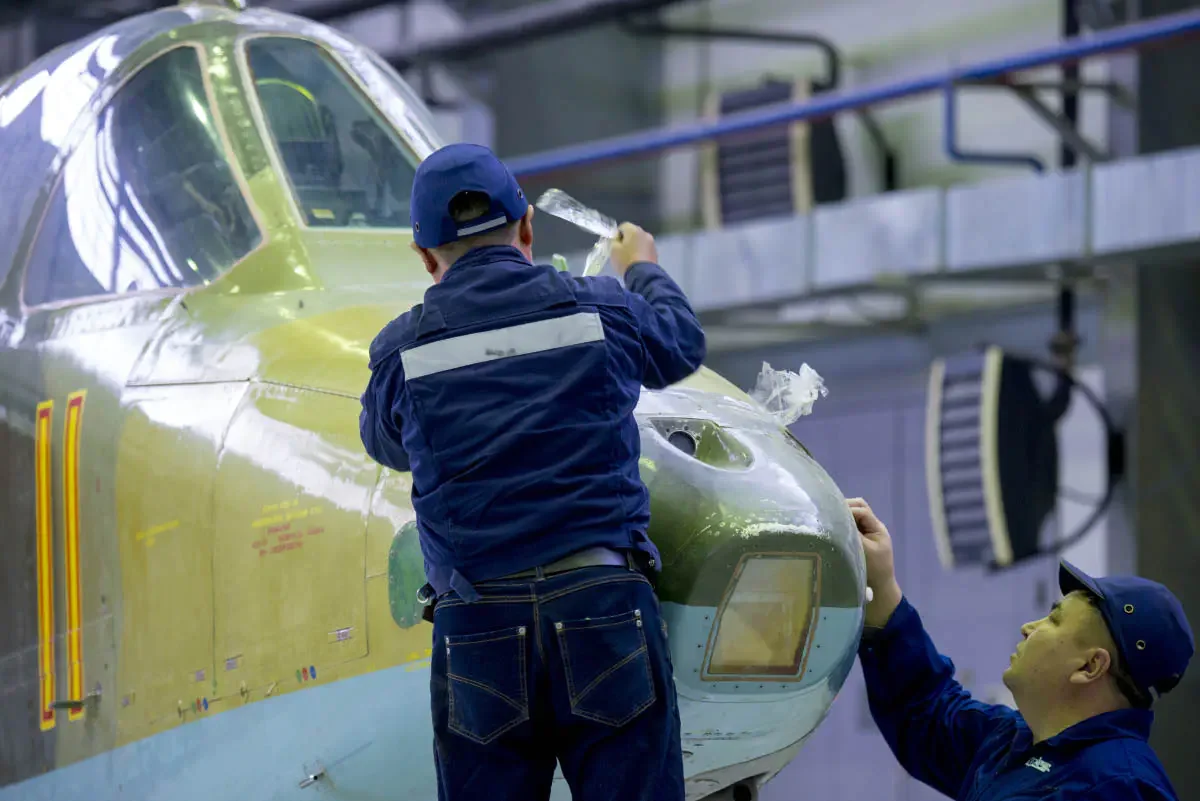 Kazakhstan Aviation Industry — компания, которая производит, обслуживает и ремонтирует авиационную технику для ВВС Казахстана
