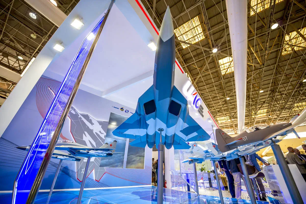 Международный авиасалон Aero India — 2017. Авиабаза Елаханка, Бангалор, Индия